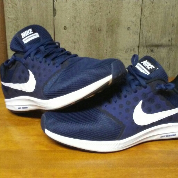 Blue and white nikes really good condition.size 11 - Picture 4 of 5